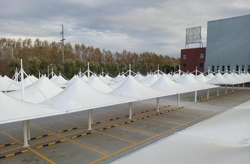 長(zhǎng)春膜結(jié)構(gòu)車棚